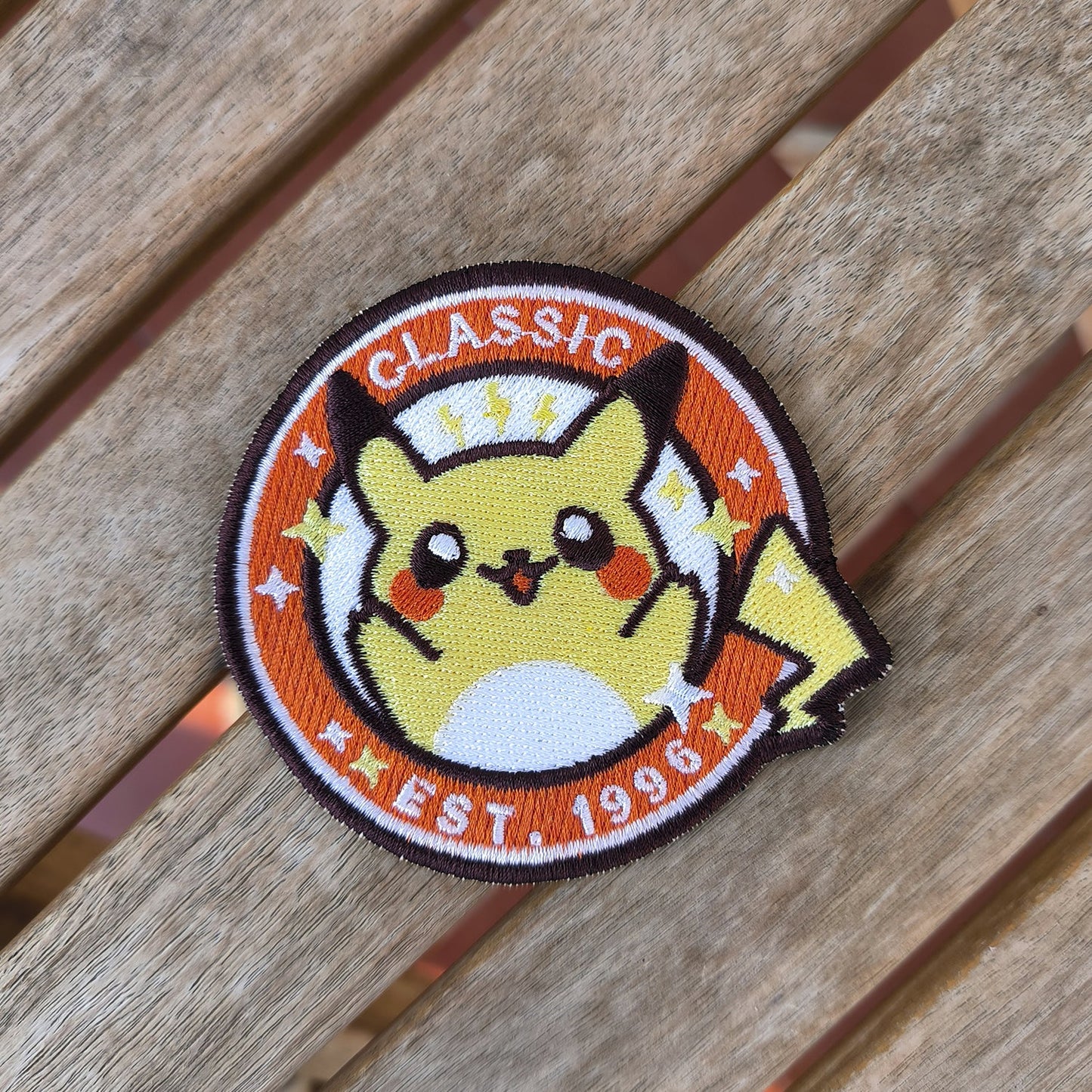 Parche Bordado Anime Tazo Pikachu - Valkynea