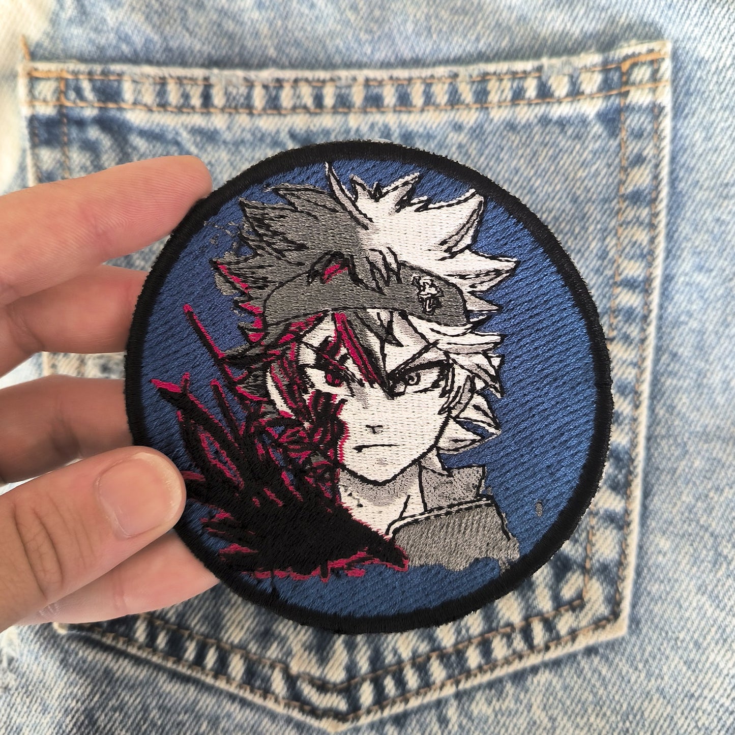 Parche Bordado Black Clover Asta Tazo - Valkynea