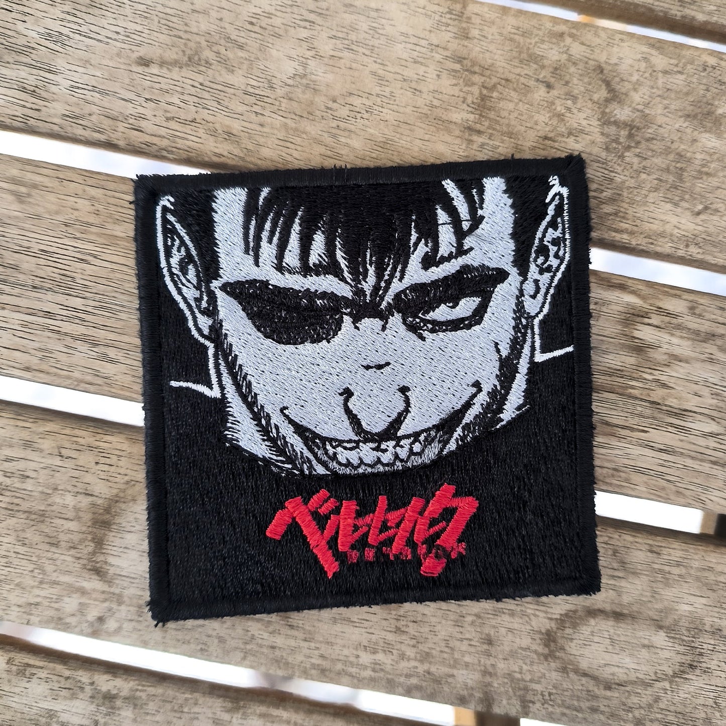 Parche Bordado Anime Berserk Mirada - Valkynea