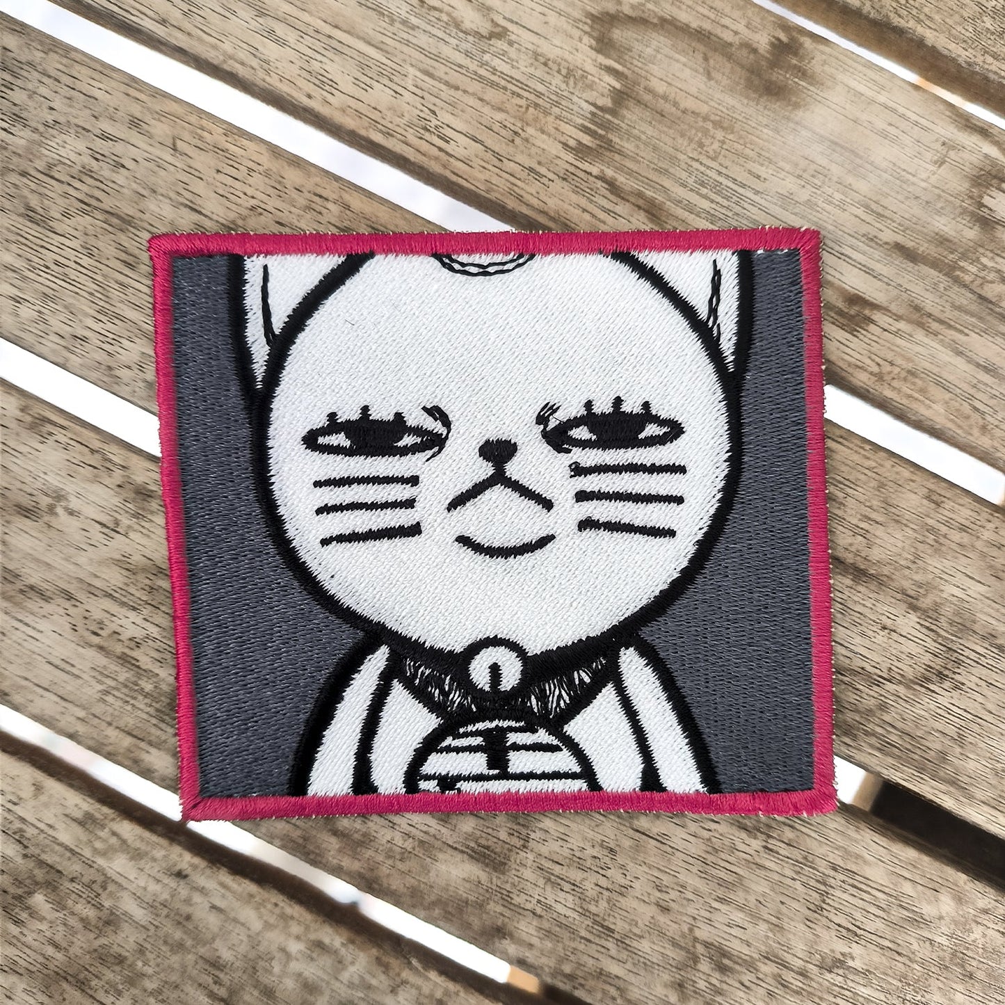 Parche Bordado Anime Gato 2 Dan Da Dan - Valkynea