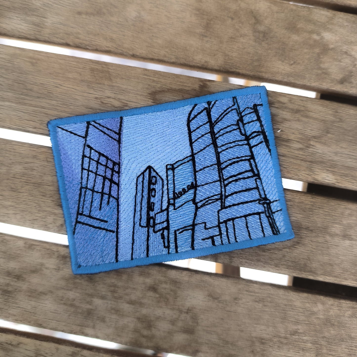 Parche Bordado Anime Blue Period Primer Pintura - Valkynea