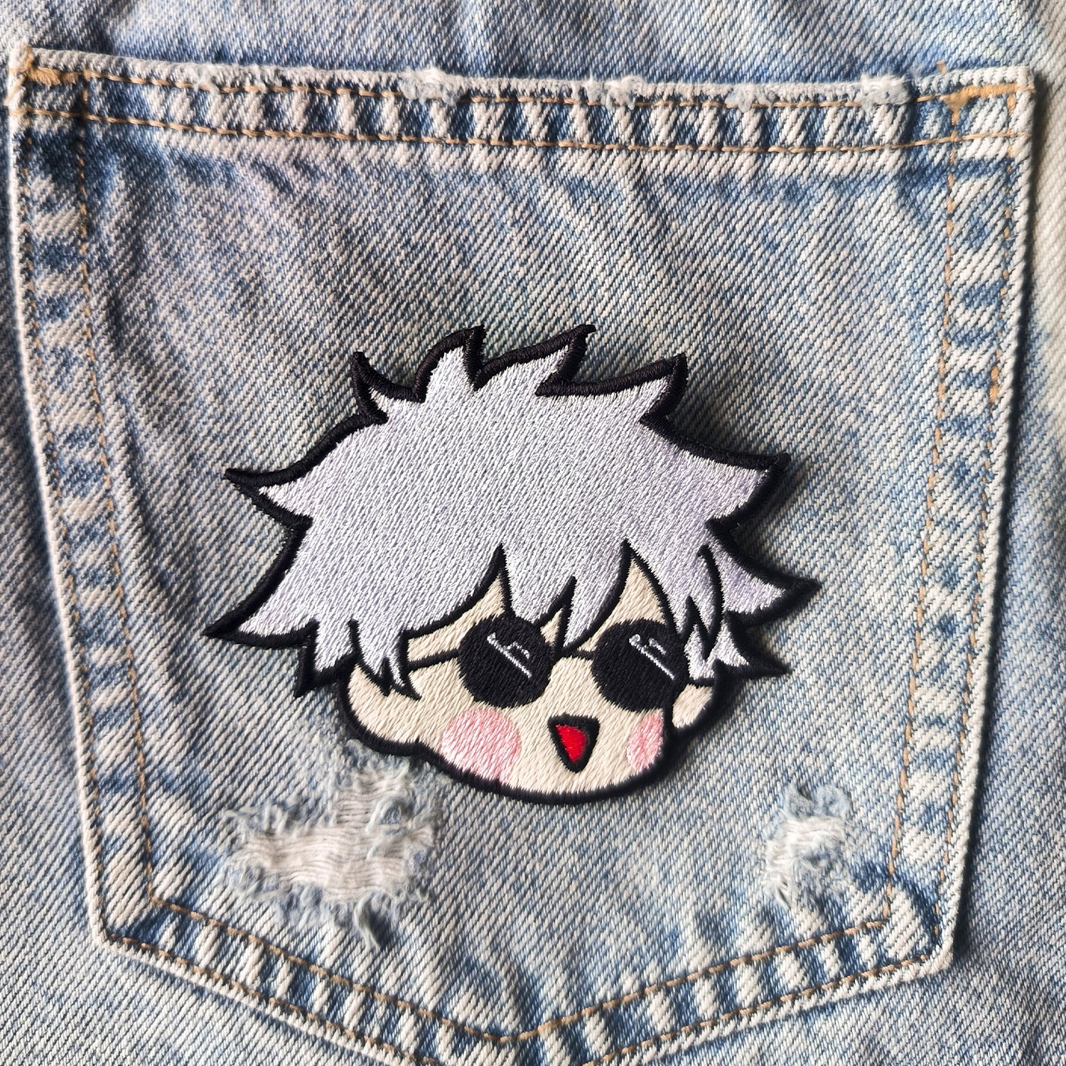 Parche Bordado Anime jujutsu kaisen Gojo Chibbi - Valkynea