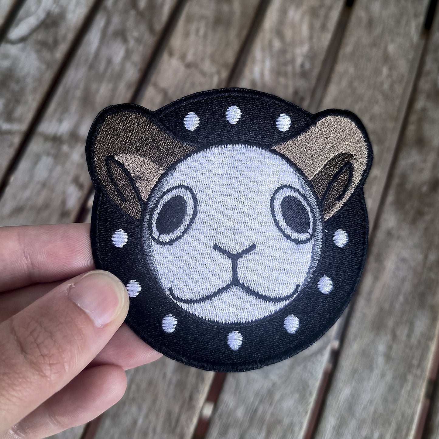 Parche Bordado Anime Calavera One Piece Barco Merry - Valkynea