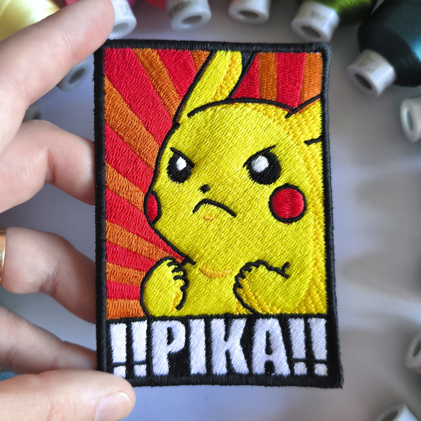 Parche Bordado Anime Pokémon Pikachu 10cm