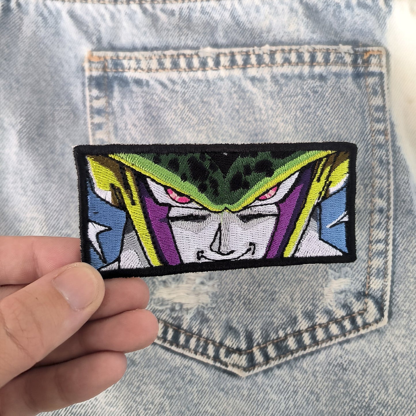 Parche Bordado Anime Dragon Ball Cell Mirada - Valkynea