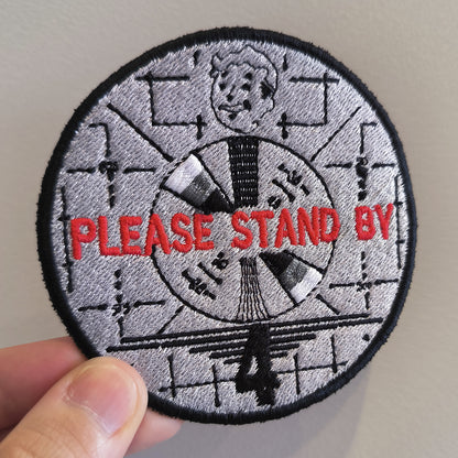 Parche Bordado Fallout Please Stand By